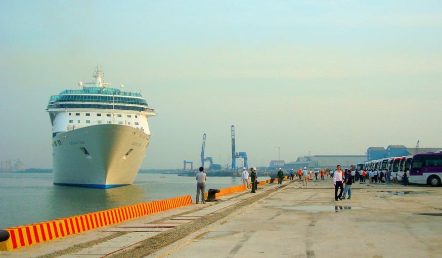 Cảng biển tại Ph&uacute; Mỹ