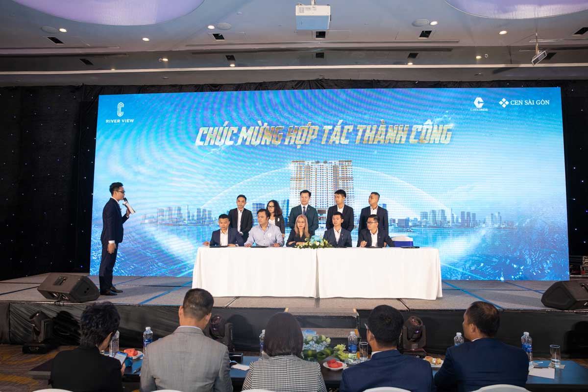 Lễ ký kết đơn vị phân phối chiến lược Dự án C River View Lễ ký kết đơn vị phân phối chiến lược Dự án C River View