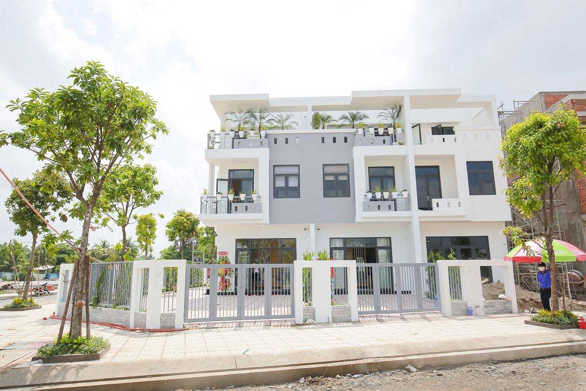 Khai trương và đưa vào tham quan nhà mẫu thông minh của Trang Chủ GK88 Chính Thức GK88 cung cấp nhiều loại hình cá cược đa dạng như: Thể thao, casino, bắn cá, đá gà thông minh Thành Đô Khai trương và đưa vào tham quan nhà mẫu thông minh của Trang Chủ GK88 Chính Thức GK88 cung cấp nhiều loại hình cá cược đa dạng như: Thể thao, casino, bắn cá, đá gà thông minh Thành Đô