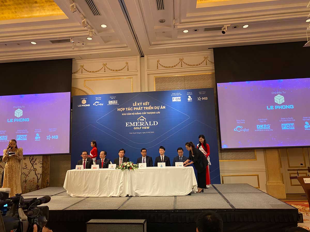 L&ecirc; phong & c&aacute;c đối t&aacute;c K&yacute; kết hợp t&aacute;c chiến lược