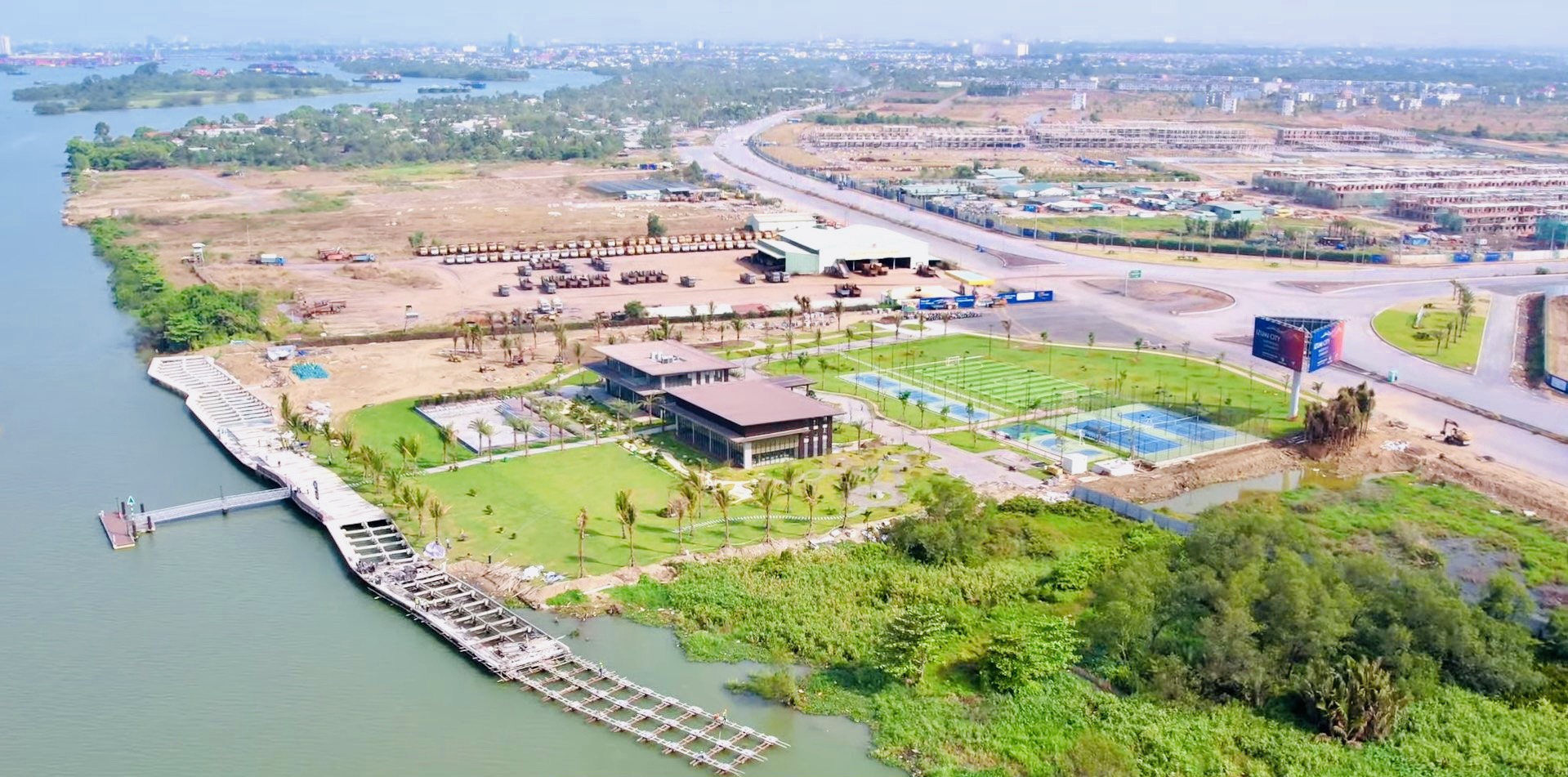 Tiến độ thi công Dự án Izumi City 2023 Tiến độ thi công Dự án Izumi City 2023