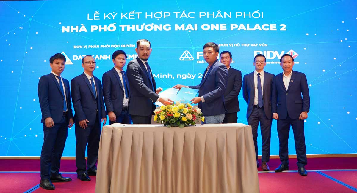 Le ky ket hop tac phan phoi Khu nha pho thuong mai One Palace 2 Quan 12 - One Palace 2