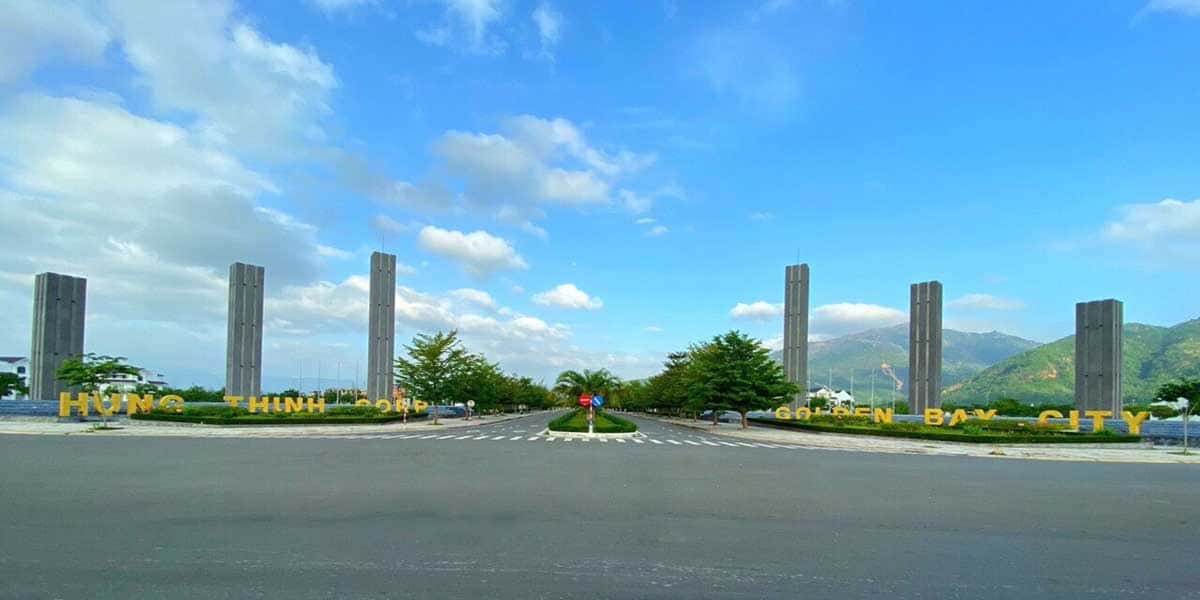 Tiến độ thi c&ocirc;ng Golden Bay Cam Ranh