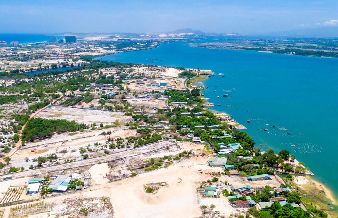 Vinhomes Cam Ranh Tien do thi cong Du an KDT Vinhomes Cam Ranh - Vinhomes Cam Ranh