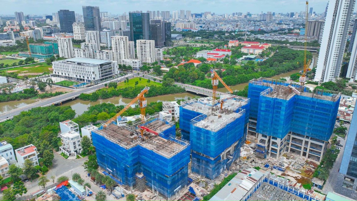 Tien do thi cong Sunshine Sky City Quan 7 - Sunshine Sky City